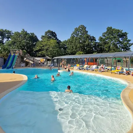 Campsite Les Chalands Fleuris