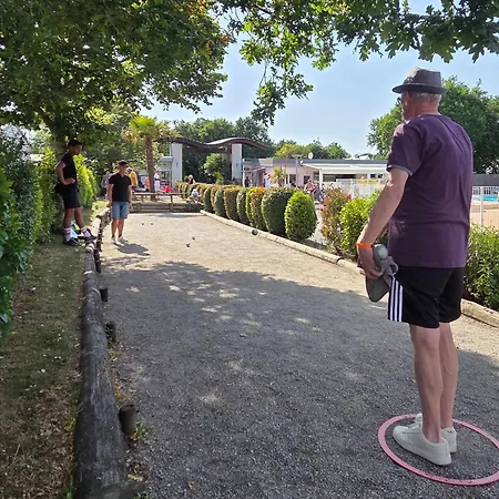 Camping Les Chalands Fleuris Saint-André-des-Eaux
