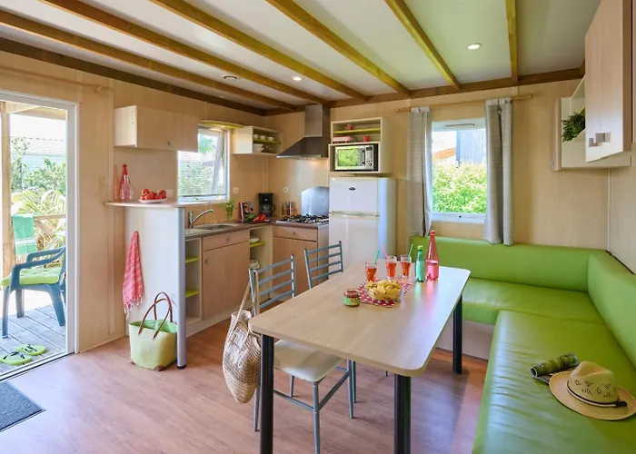 Les Chalands Fleuris Campingplatz *