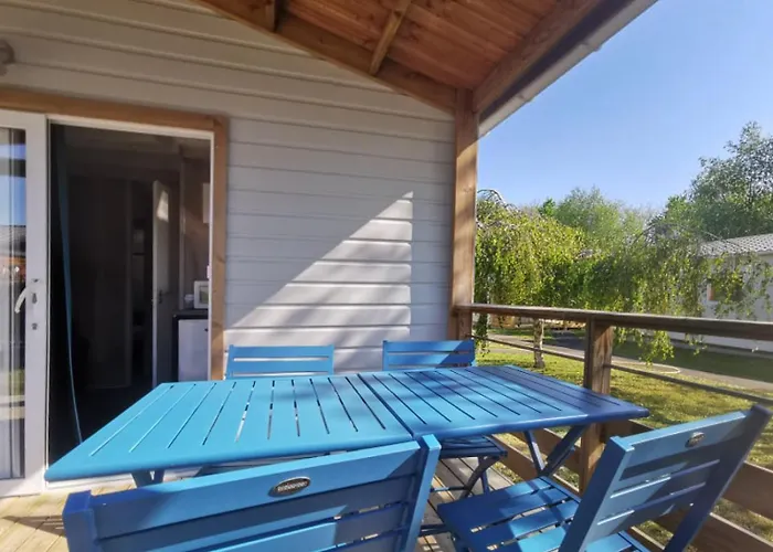 Campingplatz Les Chalands Fleuris Saint-André-des-Eaux