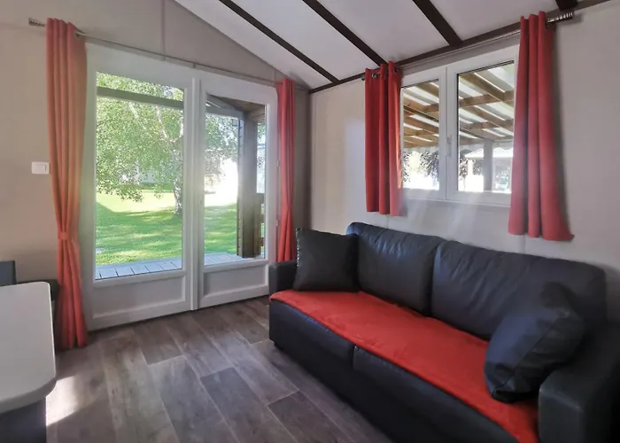 Campingplatz Les Chalands Fleuris Saint-André-des-Eaux